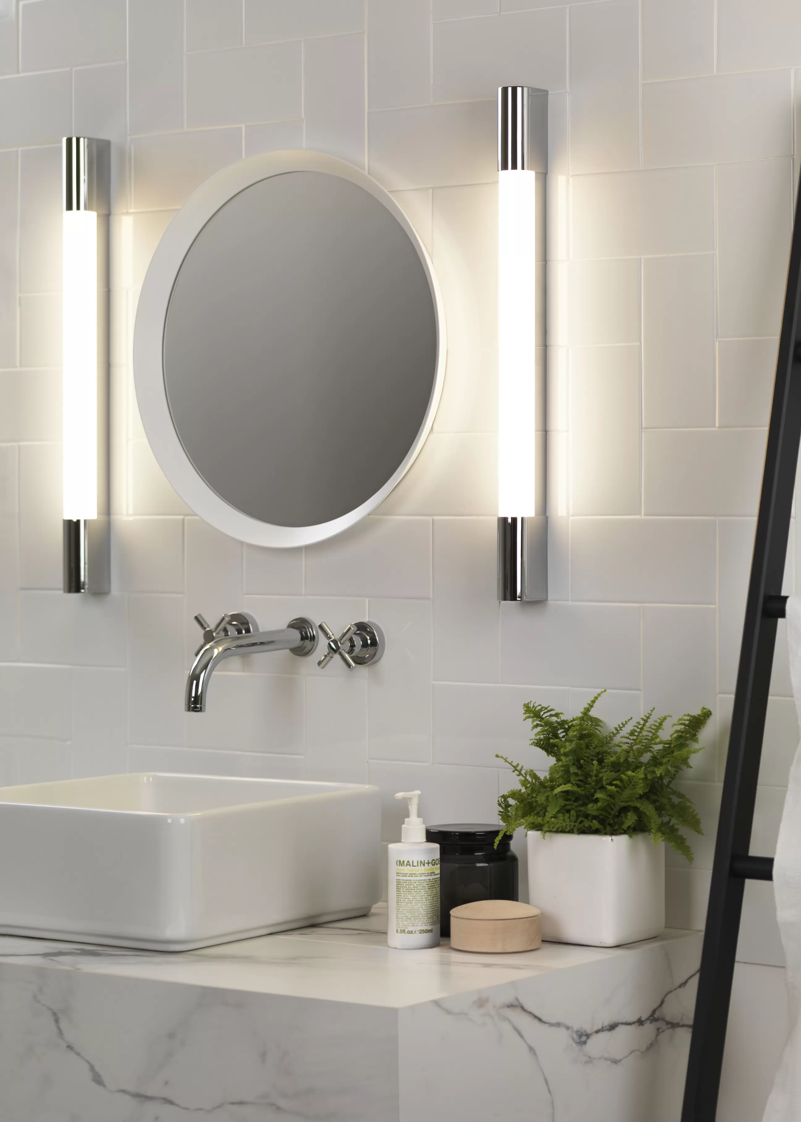 Luminaires De Salle De Bains>Astro Lighting Applique D'extérieur Palermo Led Blanc Metal Metal & Plastique Blanc / L 60 Cm - Blanc - Chrome
