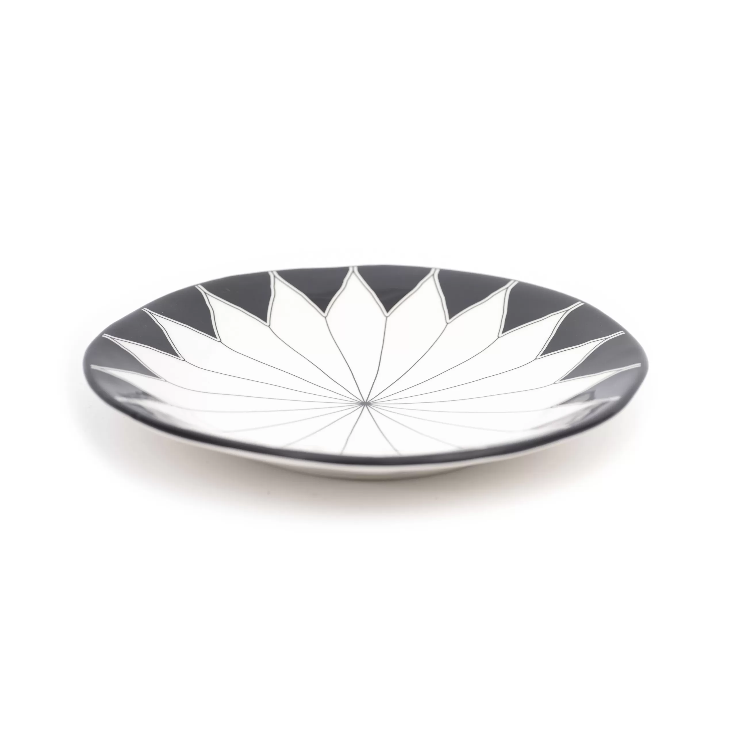 Assiettes>Maison Sarah Lavoine Assiette A Dessert Daria Ceramique/ O 22 Cm - Ceramique Peinte A La Main - Noir