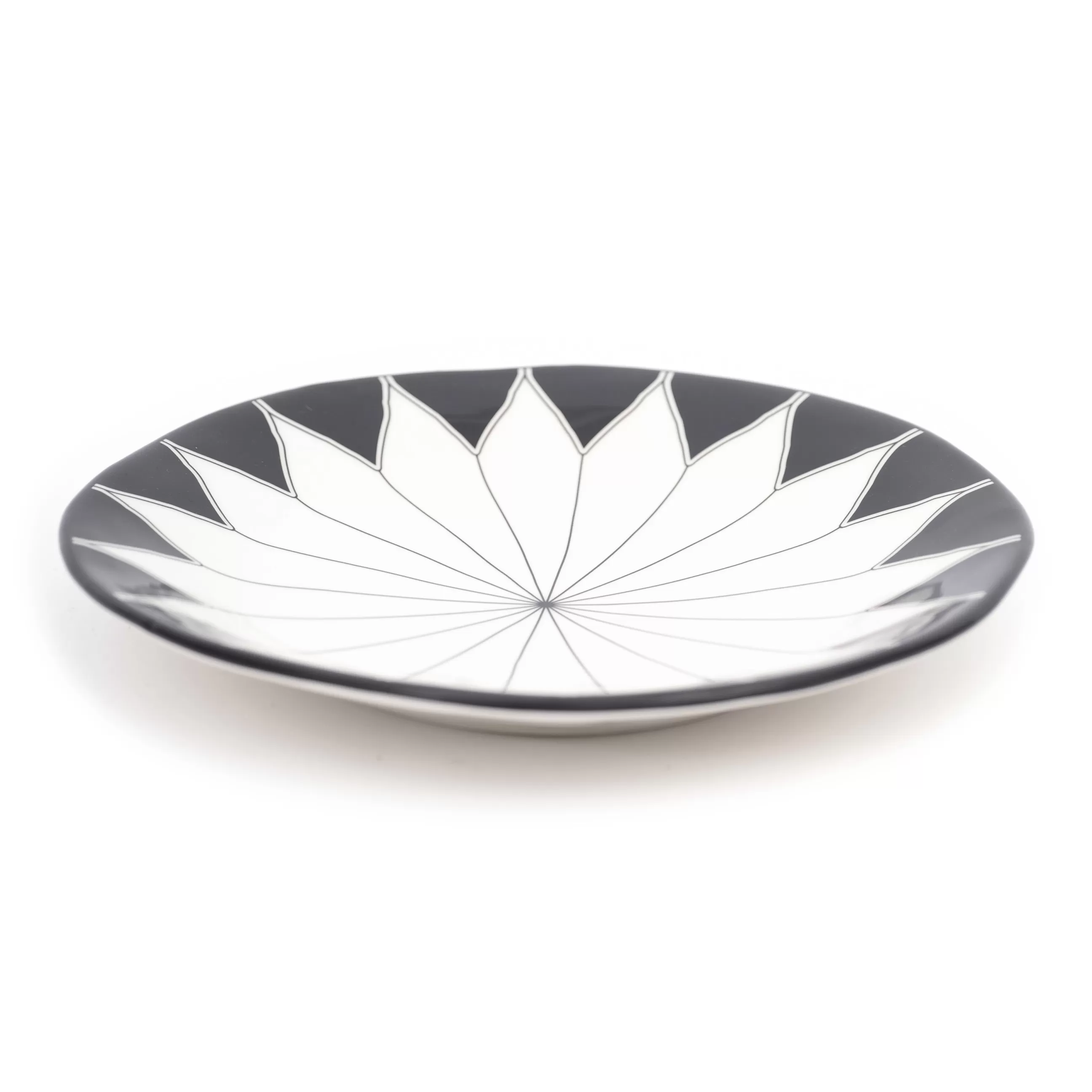 Assiettes>Maison Sarah Lavoine Assiette Daria Ceramique/ O 29 Cm - Ceramique Peinte A La Main - Noir