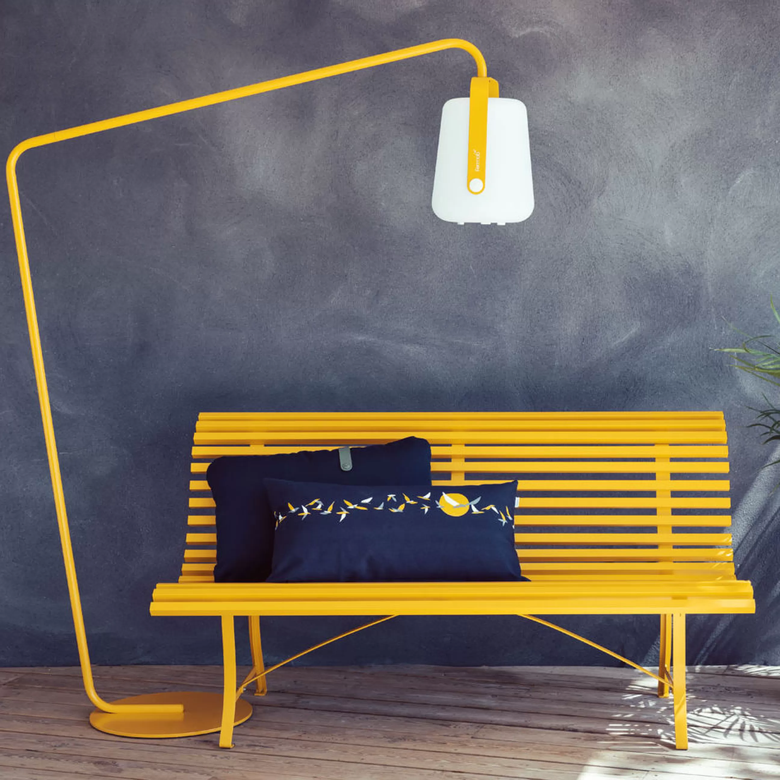Bancs De Jardin>Fermob Banc Avec Dossier Louisiane Metal Jaune / L 150 Cm - Miel Texture