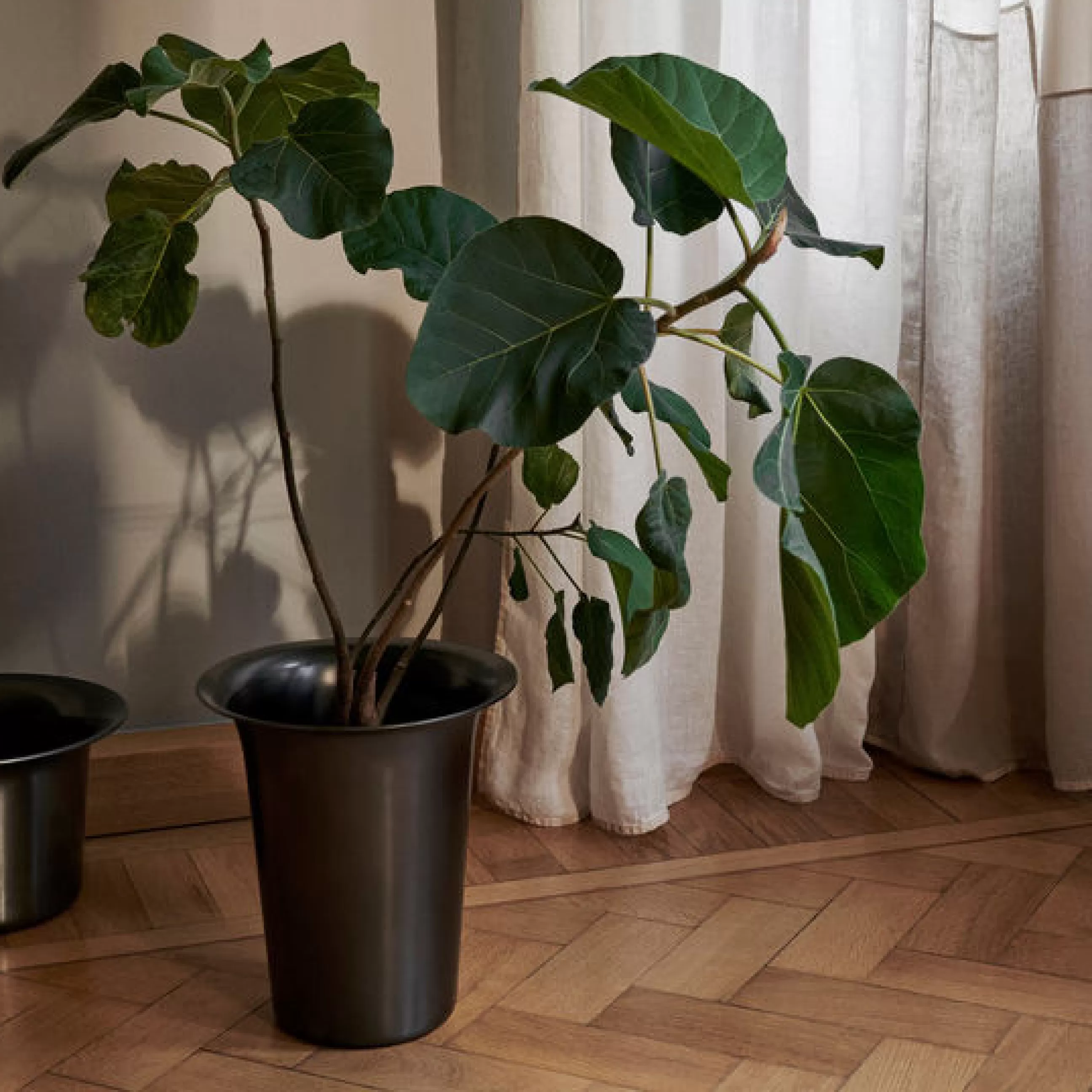 Accessoires Bureau>Ferm Living Cache-Pot Spun High Metal/ O 35 X H 37.5 Cm - Aluminium - Noir
