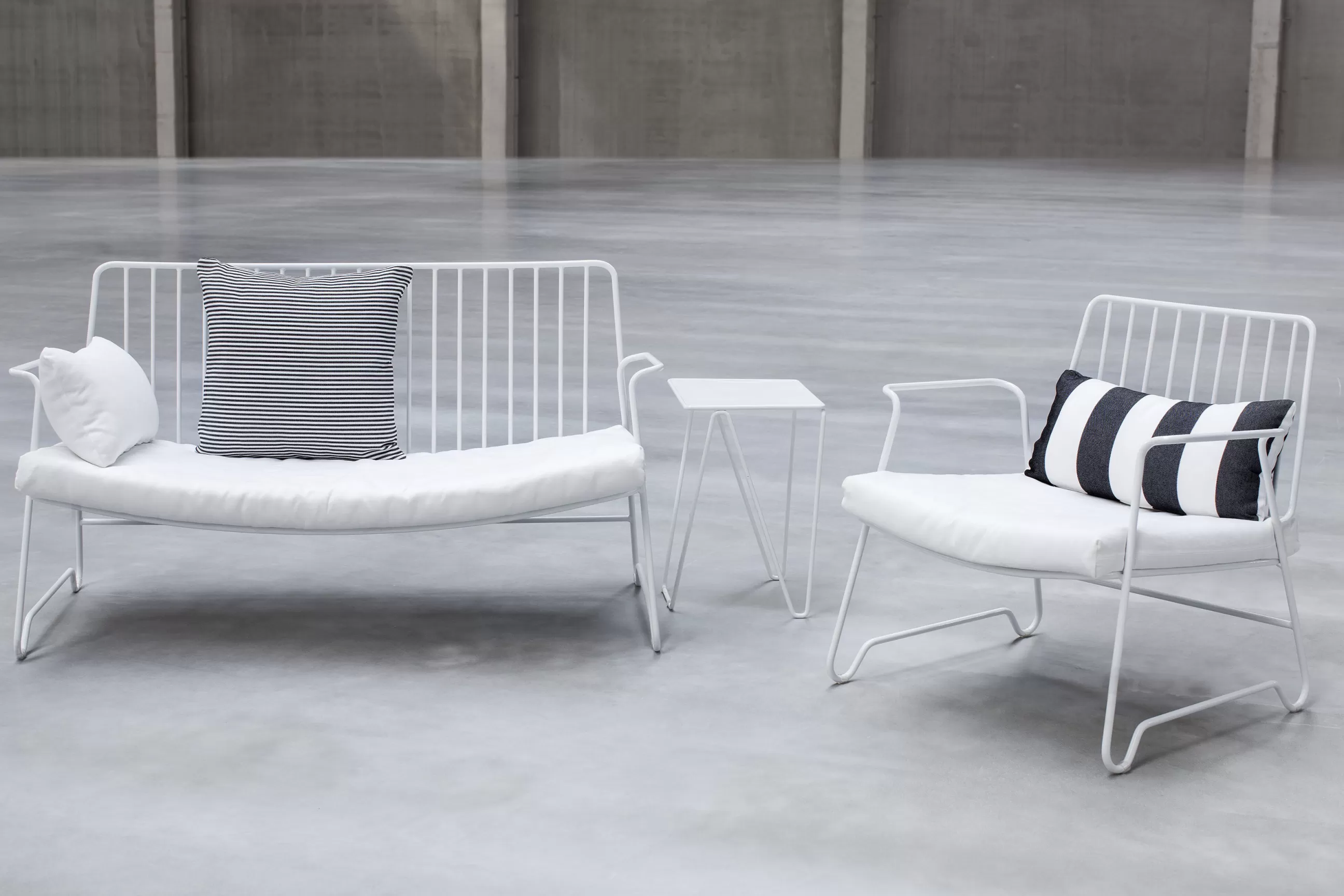 Canapés De Jardin>Serax Canape De Jardin 2 Places Fish & Fish Metal / L 131 Cm - Sans Coussin - Blanc