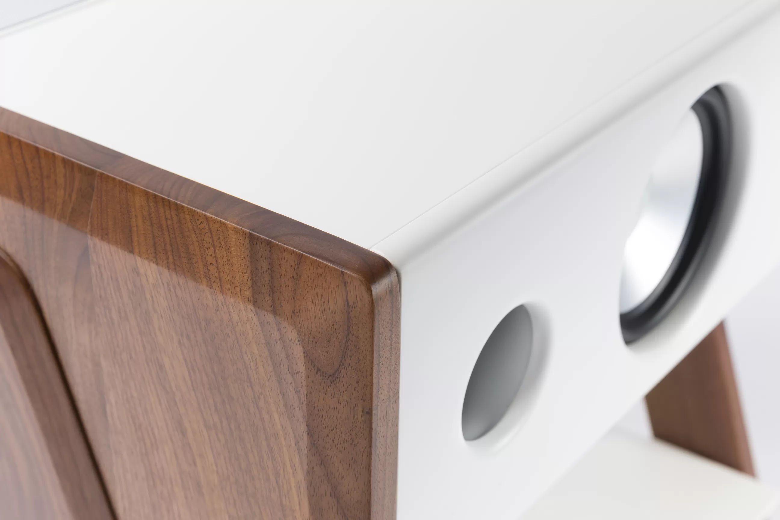 Enceintes Audio Son>La Boite Concept Enceinte Bluetooth Cube Materiau Composite Blanc Bois Naturel / Corian® - Blanc - Noyer