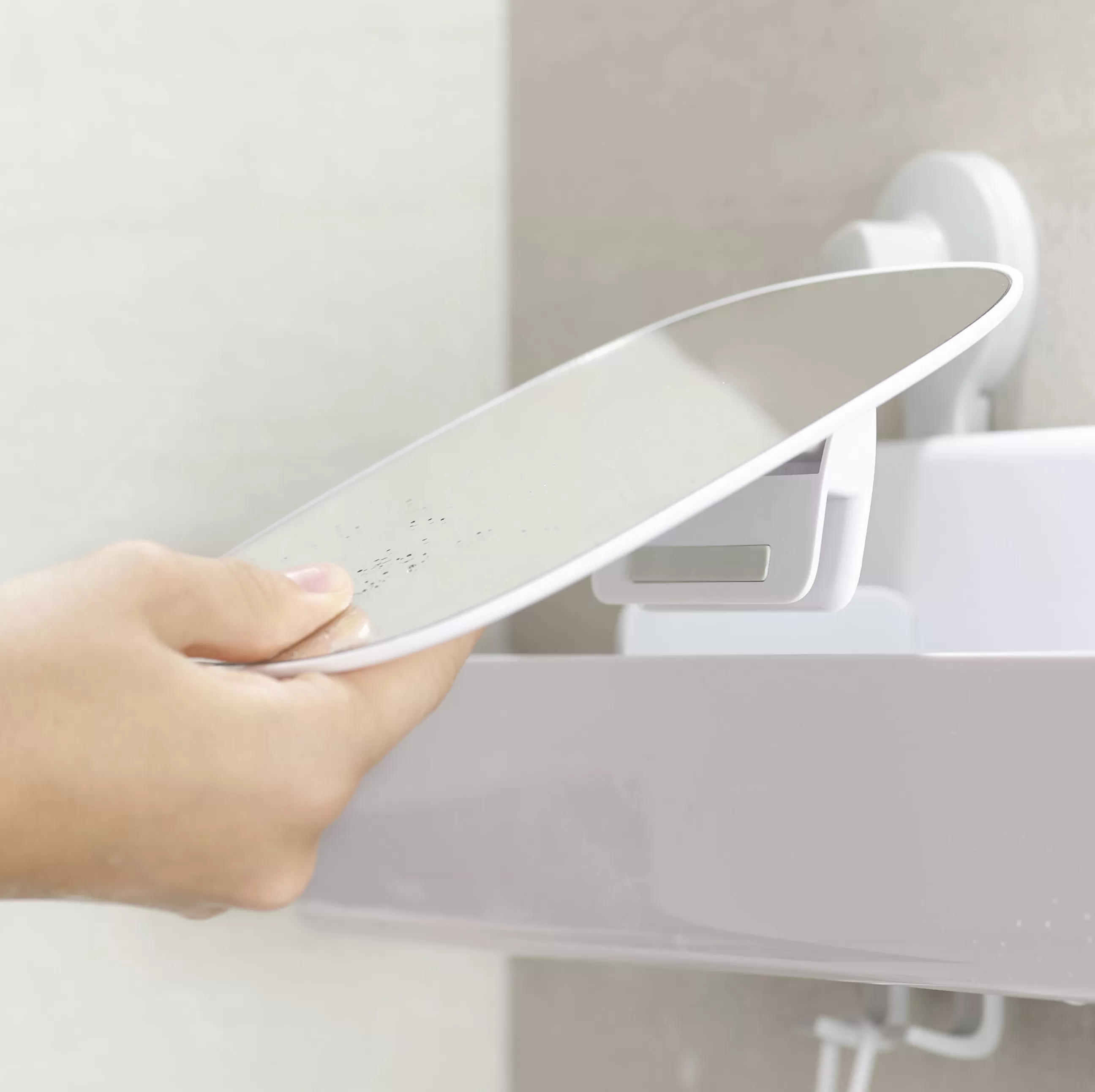 Accessoires Salle De Bains>Joseph Joseph Etagere De Douche Easystore Large Plastique/ L 40 Cm - Ventouses Puissantes / Miroir Amovible - Blanc