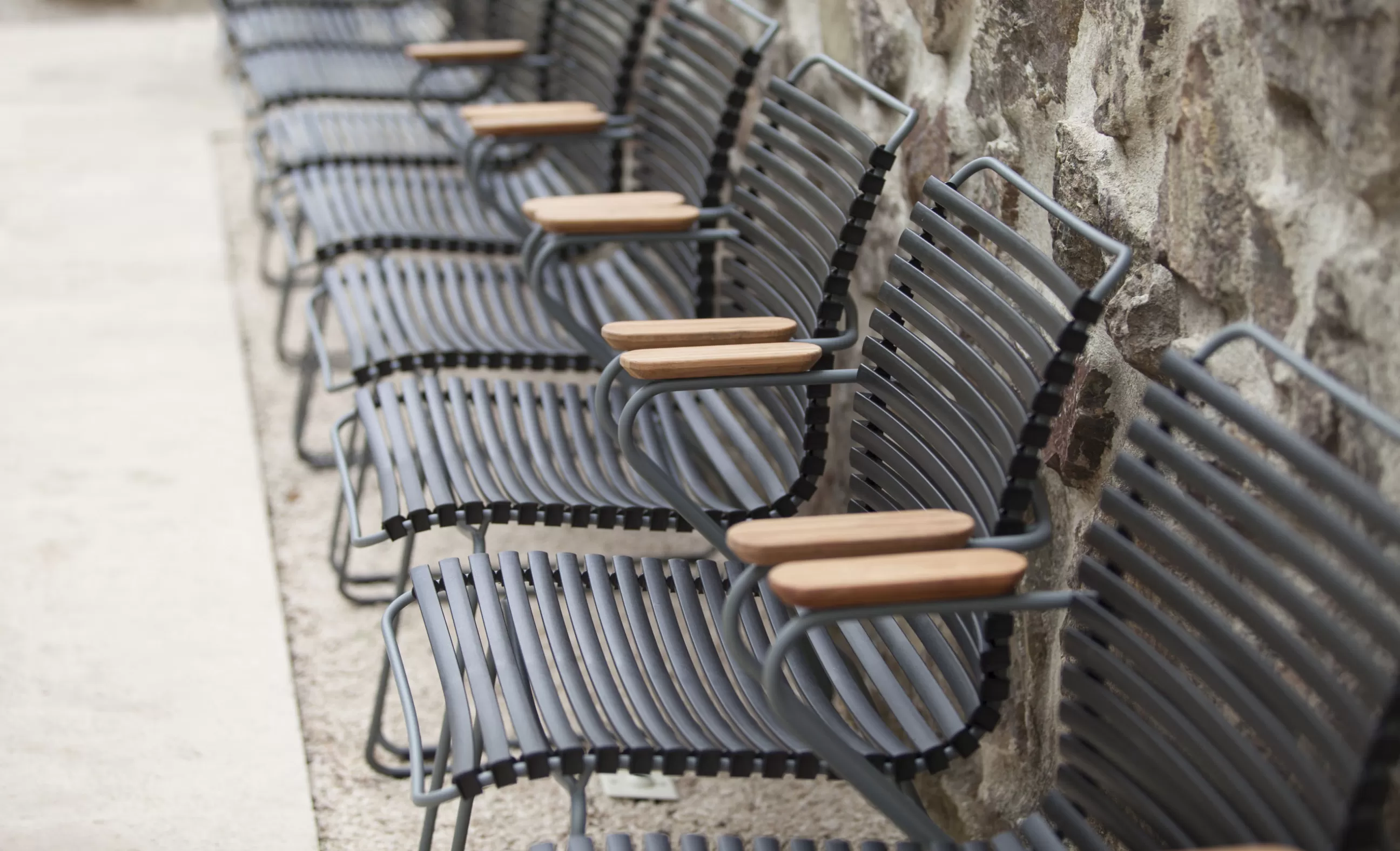 Chaises De Jardin>Houe Fauteuil Click Plastique/ Accoudoirs Bambou - Noir