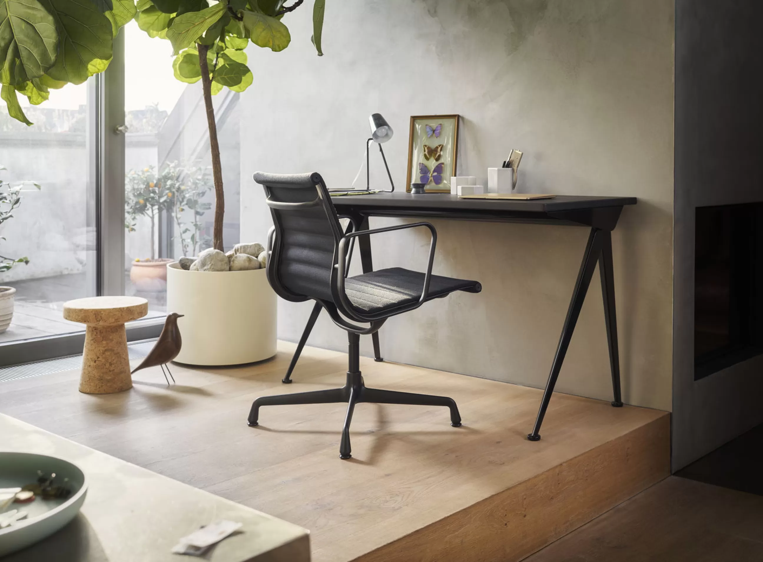 Fauteuils De Bureau>Vitra Fauteuil Pivotant Aluminium Chair Ea108 Tissu / Base 4 Branches - Noir
