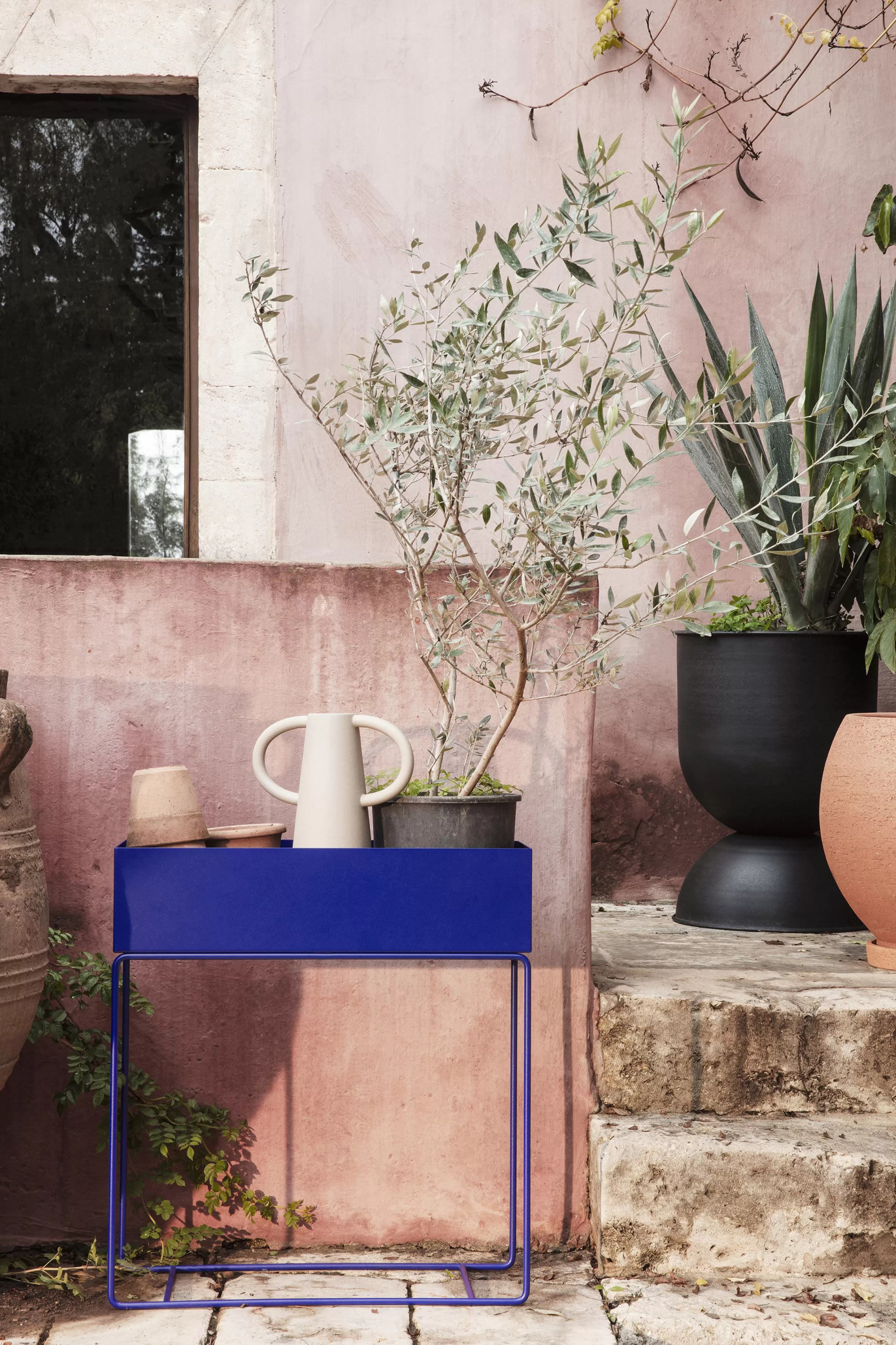 Pots Et Plantes>Ferm Living Jardiniere Sur Pied Plant Box Metal Bleu / L 60 X H 65 Cm X Prof. 25 Cm - Bleu Lumineux