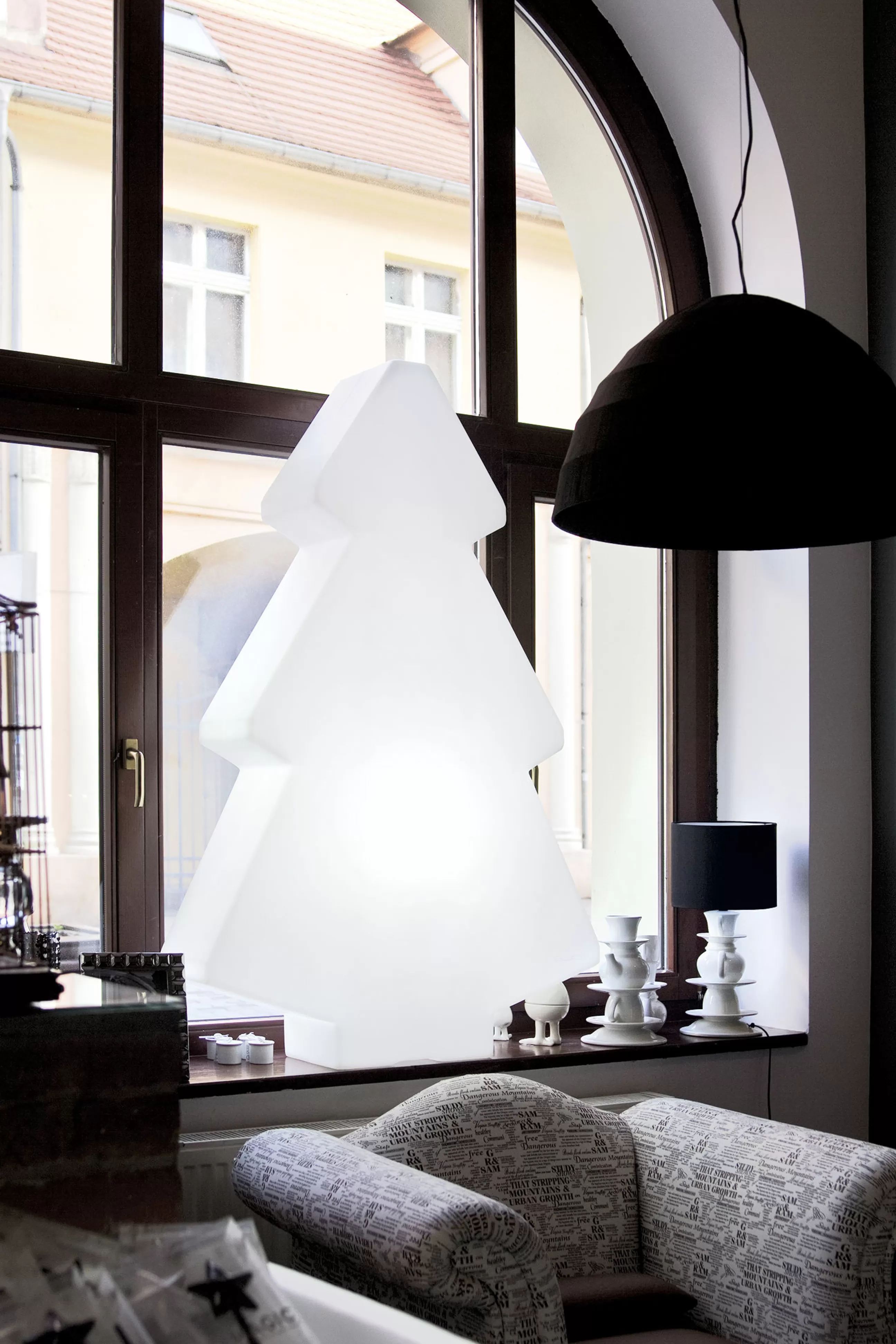 Mobilier Lumineux>Slide Lampadaire Lightree Indoor Plastique/ H 100 Cm - Pour L'Interieur - Rouge