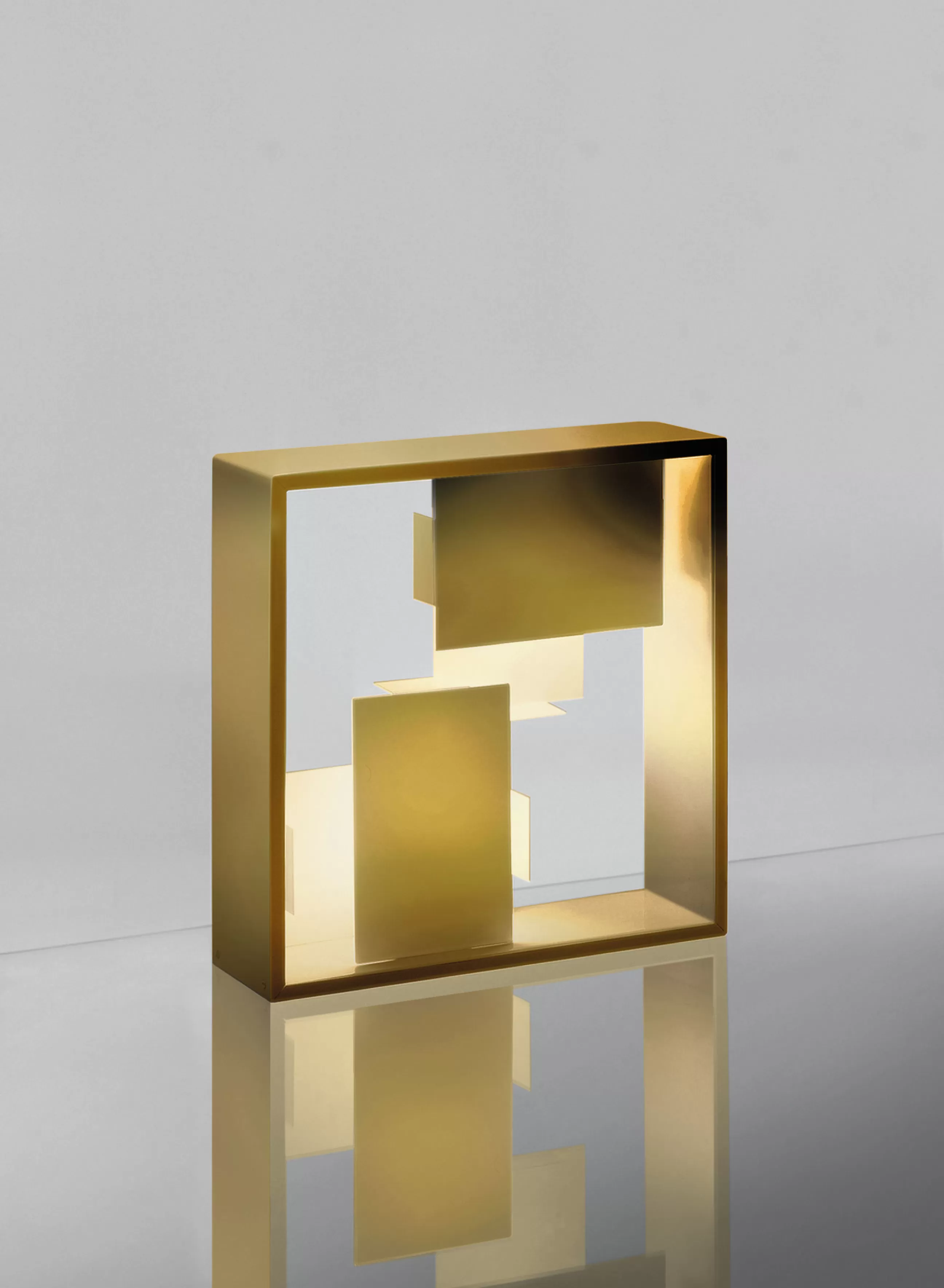 Luminaires Iconiques>Artemide Lampe De Table Masters' Pieces - Fato Metal/ Reedition 1969 - Or