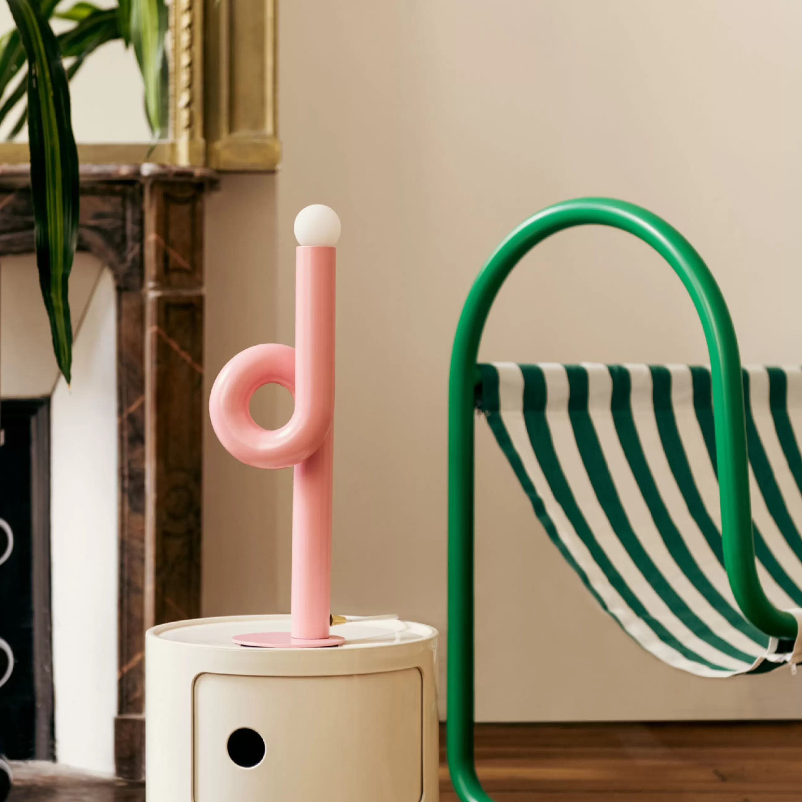 Terrasses Et Balcons>Axel Chay Lampe De Table Mini Petite Modulation Metal/ H 45 Cm - Exclusivite Made In Design - Rose