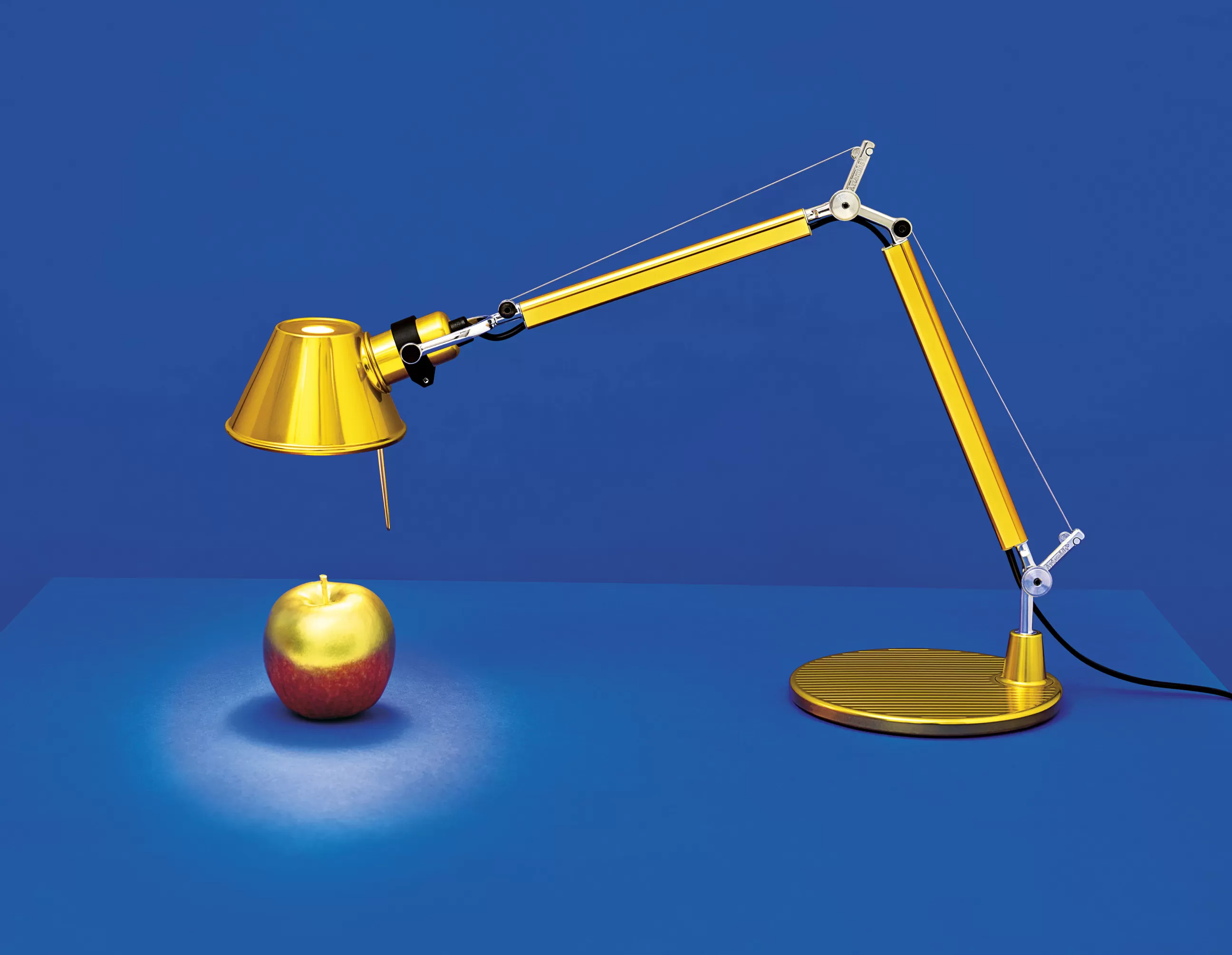 Lampes De Bureau>Artemide Lampe De Table Tolomeo Micro Gold Or Metal / Edition Limitee - Or Cuivre