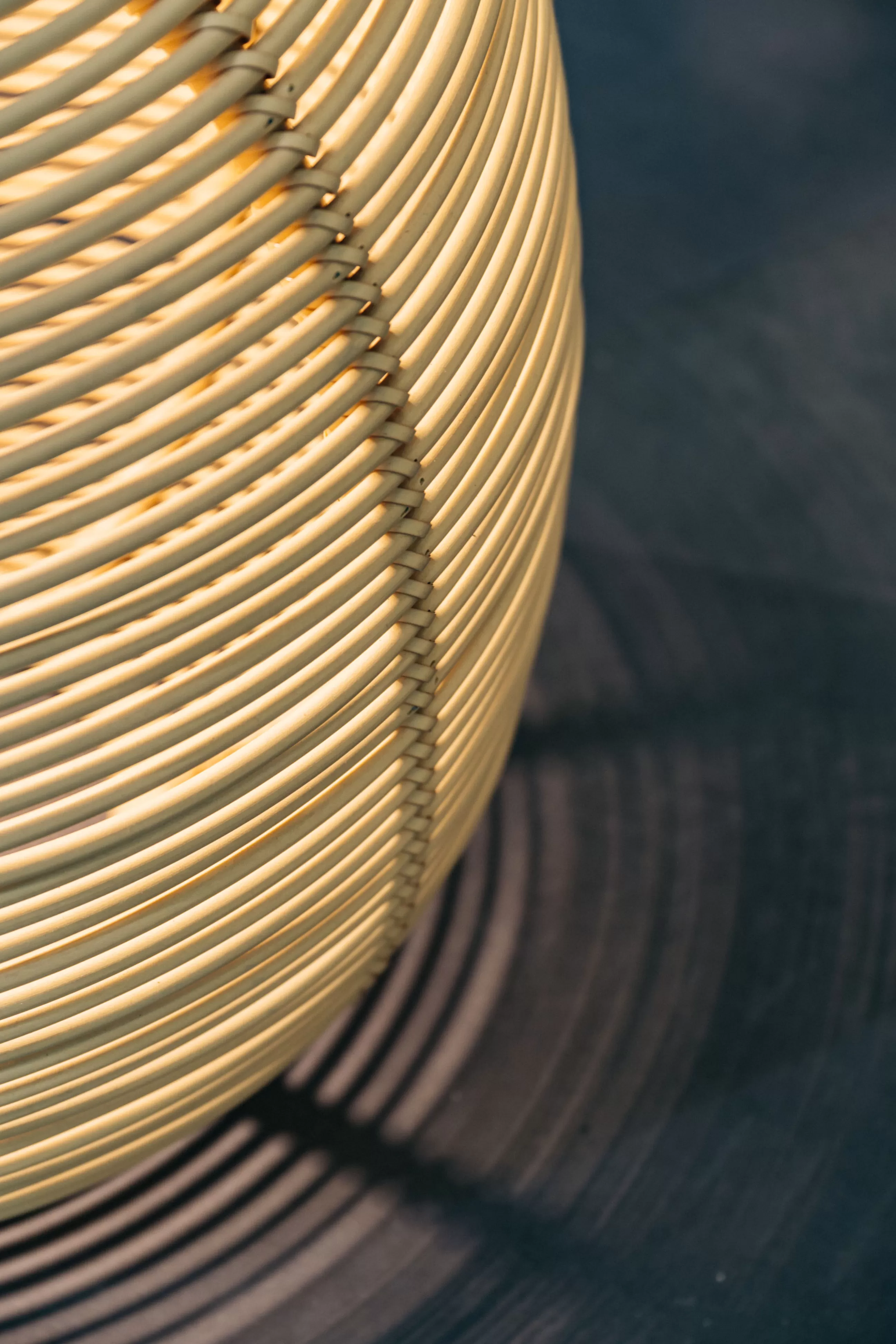 Luminaires D'extérieur>Vincent Sheppard Lampe Solaire D'extérieur Tika Small Plastique Beige / Lanterne Led - Base Acier / H 59 Cm - Camel - Noir