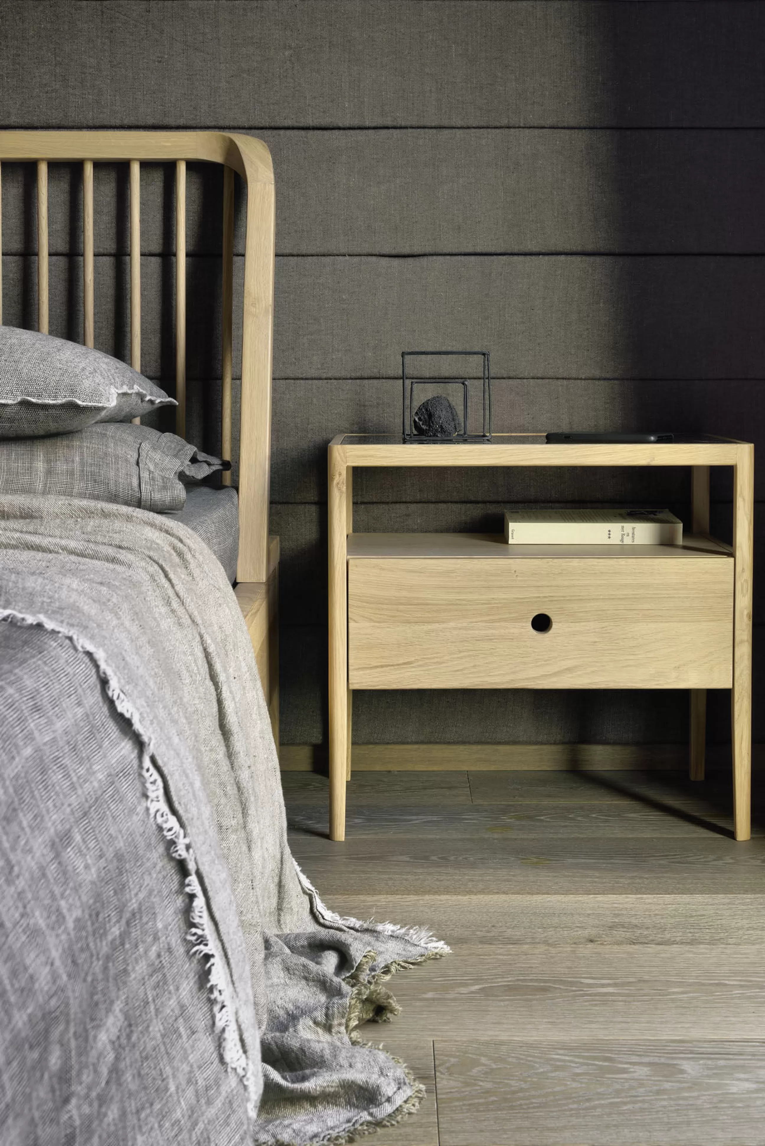 Lits>Ethnicraft Lit Double Spindle Bois Naturel / Pour Matelas 180 X 200 Cm - Chene Massif - Chene Naturel
