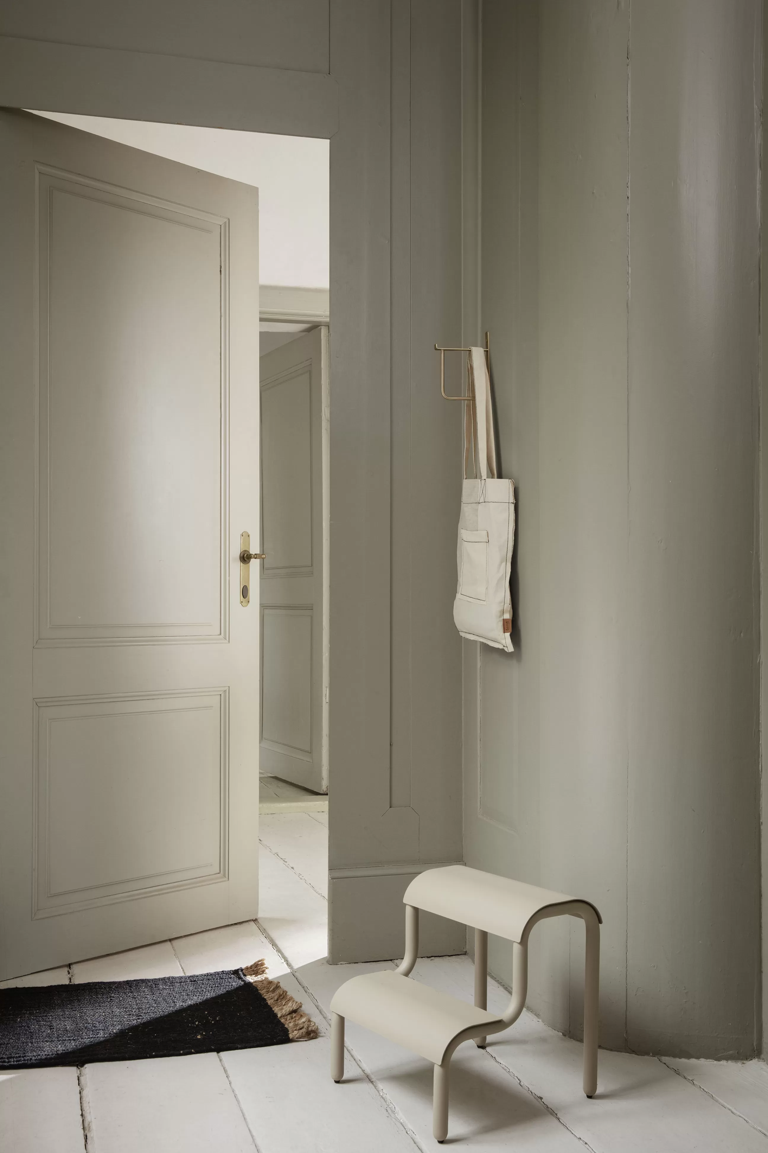 Compléments D'Ameublement>Ferm Living Marchepied Up Step Metal Beige / L 34 X P 35 X H 36 Cm - Beige Cachemire