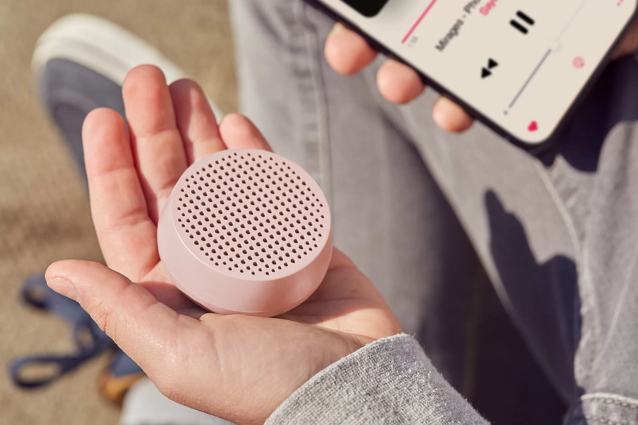 Enceintes Audio Son>Lexon Mini Enceinte Bluetooth Mino S - 3W Plastique Rose / Sans Fil - Recharge Usb - Rose Pale