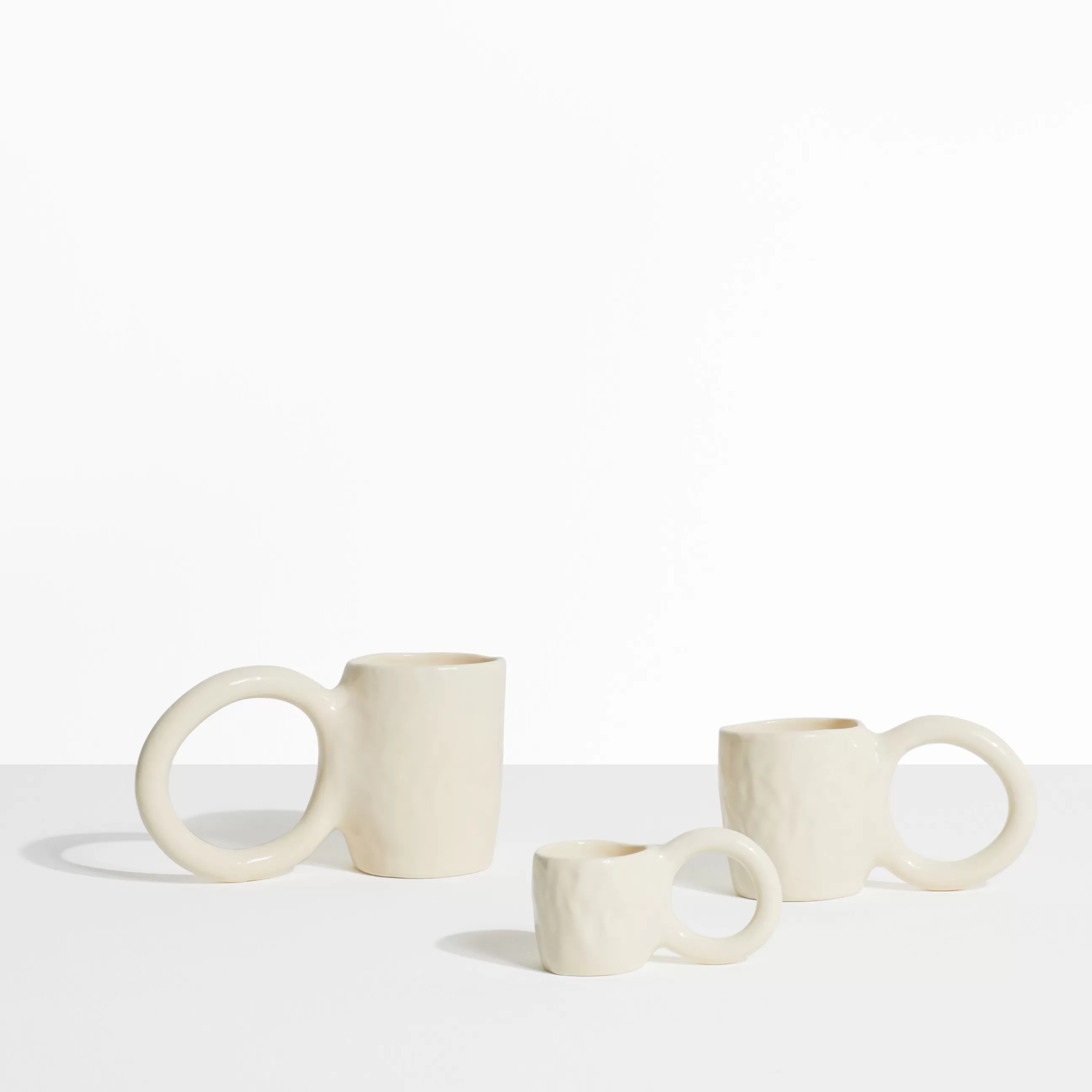 Tasses Et Mugs>Petite Friture Mug Donut Large Ceramique Beige / O 9 X H 12 Cm - Vanille