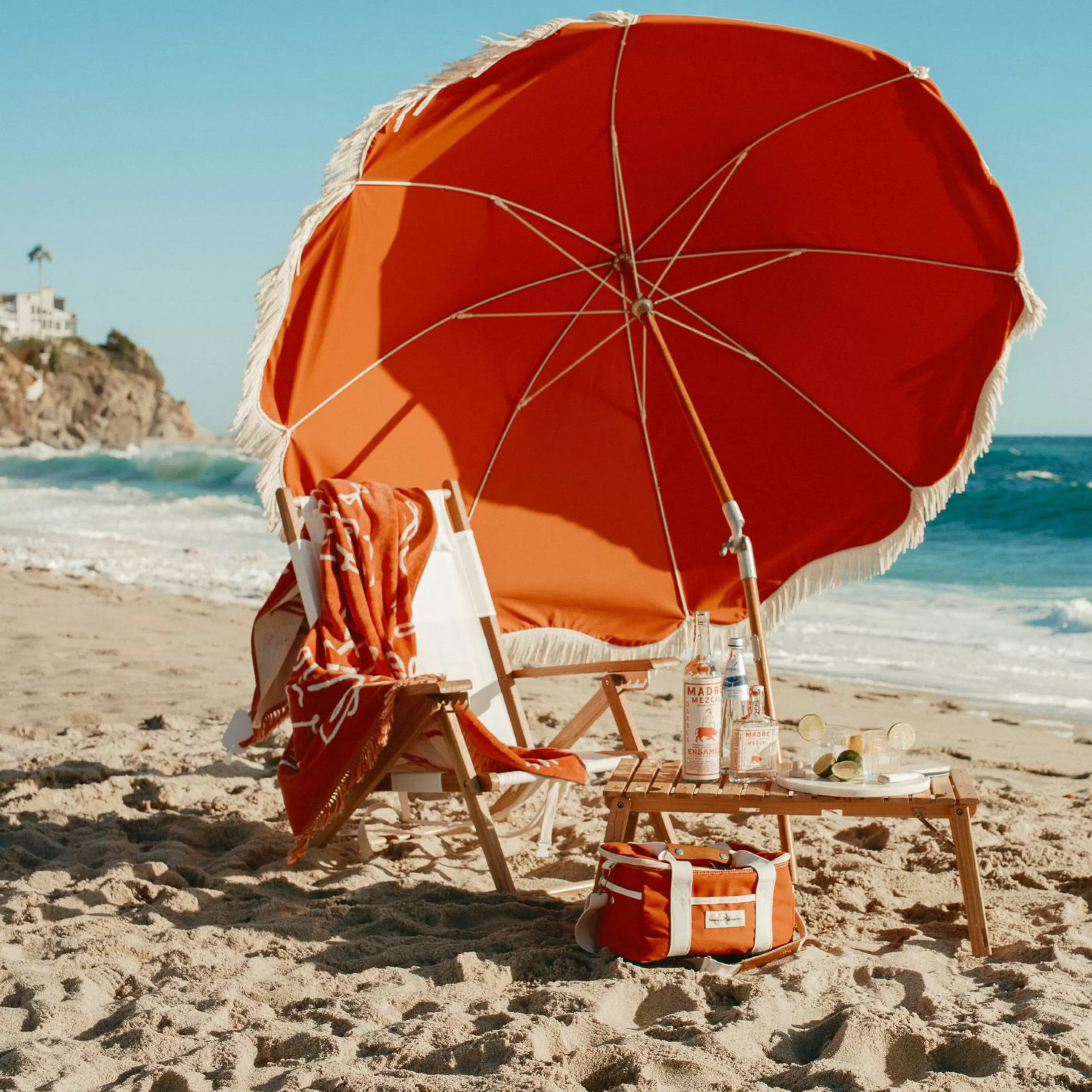 Parasols>BUSINESS & PLEASURE Parasol The Premium Beach Tissu Bois Orange / O 180 Cm - Inclinable - Bois Naturel - Terracotta