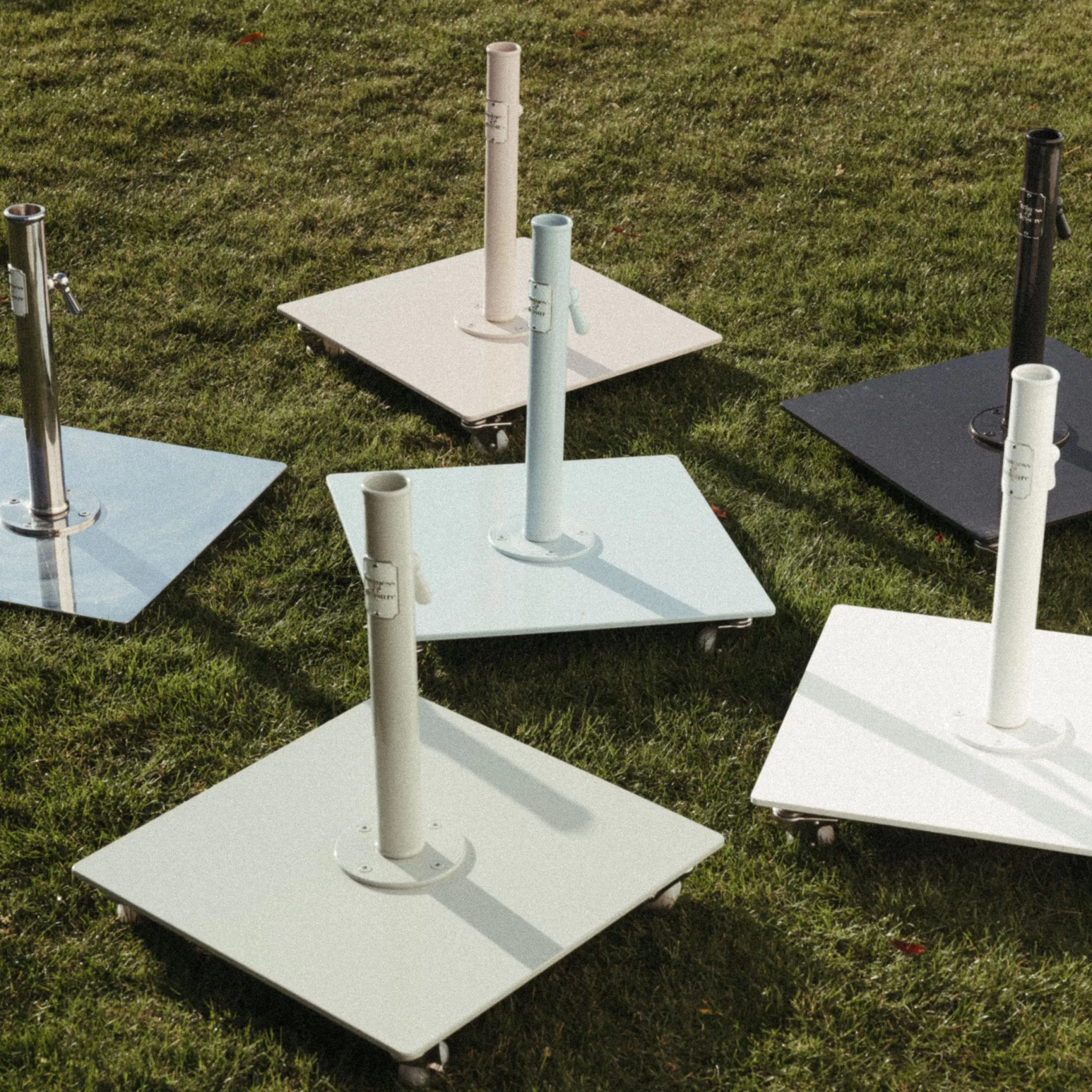 Parasols>BUSINESS & PLEASURE Pied De Parasol The Classic Metal Vert / 16 Kg - Pour Mat De 2,5 A 3,8 Cm - Vert Sauge