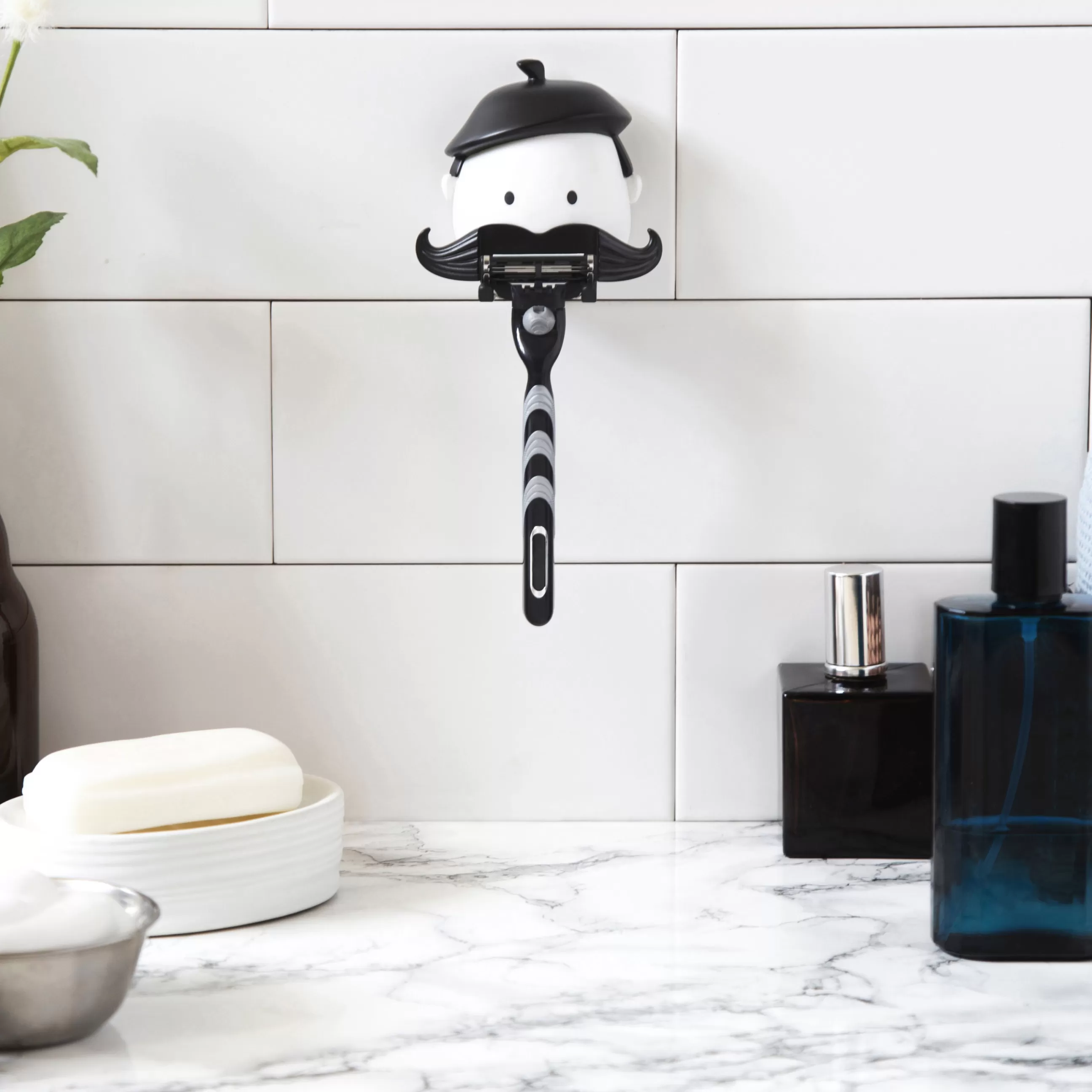 Accessoires Salle De Bains>Pa Design Porte-Rasoir Mr Razor Plastique Blanc Noir / Avec Ventouse - Blanc - Noir