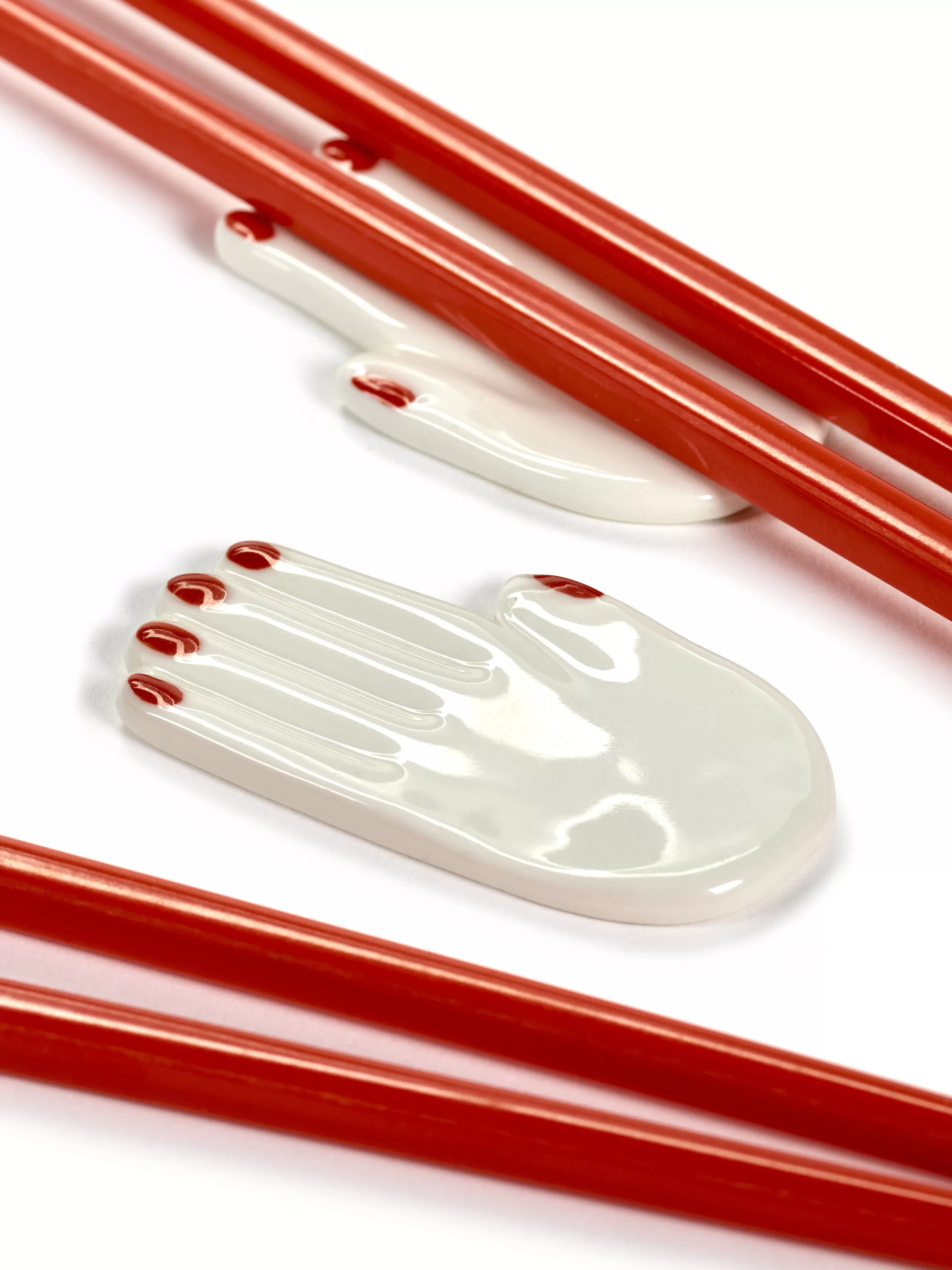 Accessoires Cuisine>Serax Pose-Baguettes Mains Ceramique Blanc / Set De 2 (Baguettes Japonaises Incluses) - Blanc - Rouge