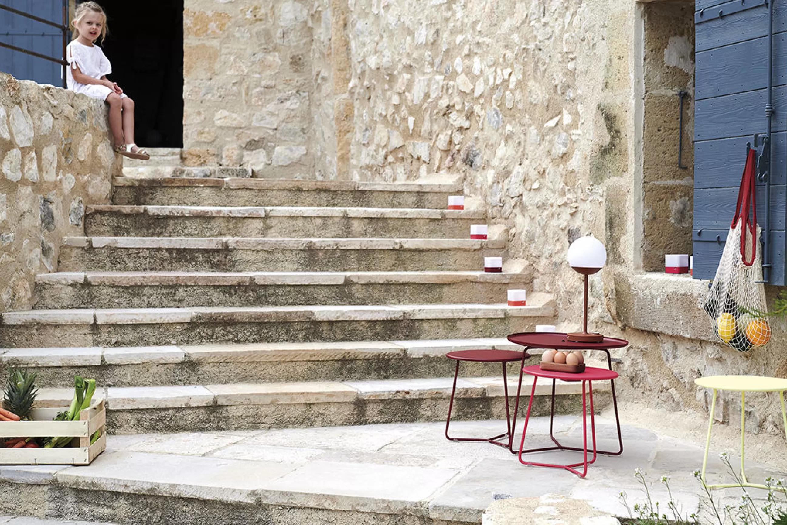 Tables Basses De Jardin>Fermob Table Basse Cocotte Metal Rouge / L 55 X H 43,5 Cm - Plateau Amovible - Cerise Noire