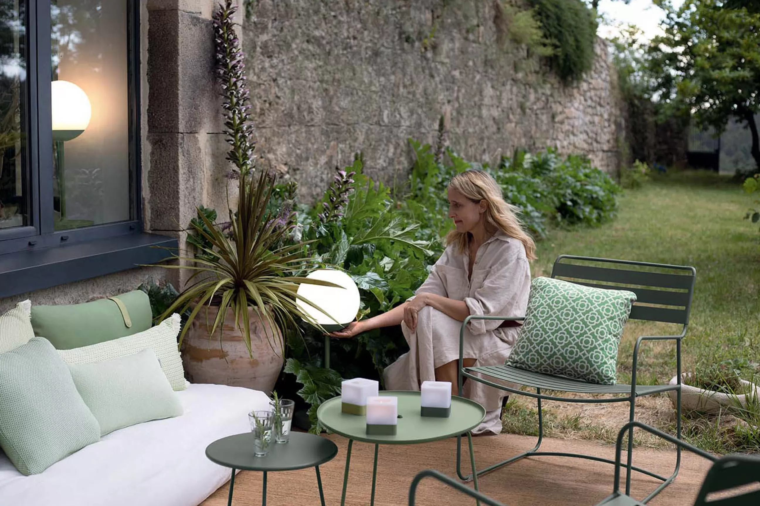 Tables Basses De Jardin>Fermob Table D'Appoint Cocotte Metal Rouge / Tabouret - O 34 X H 36 Cm - Cerise Noire