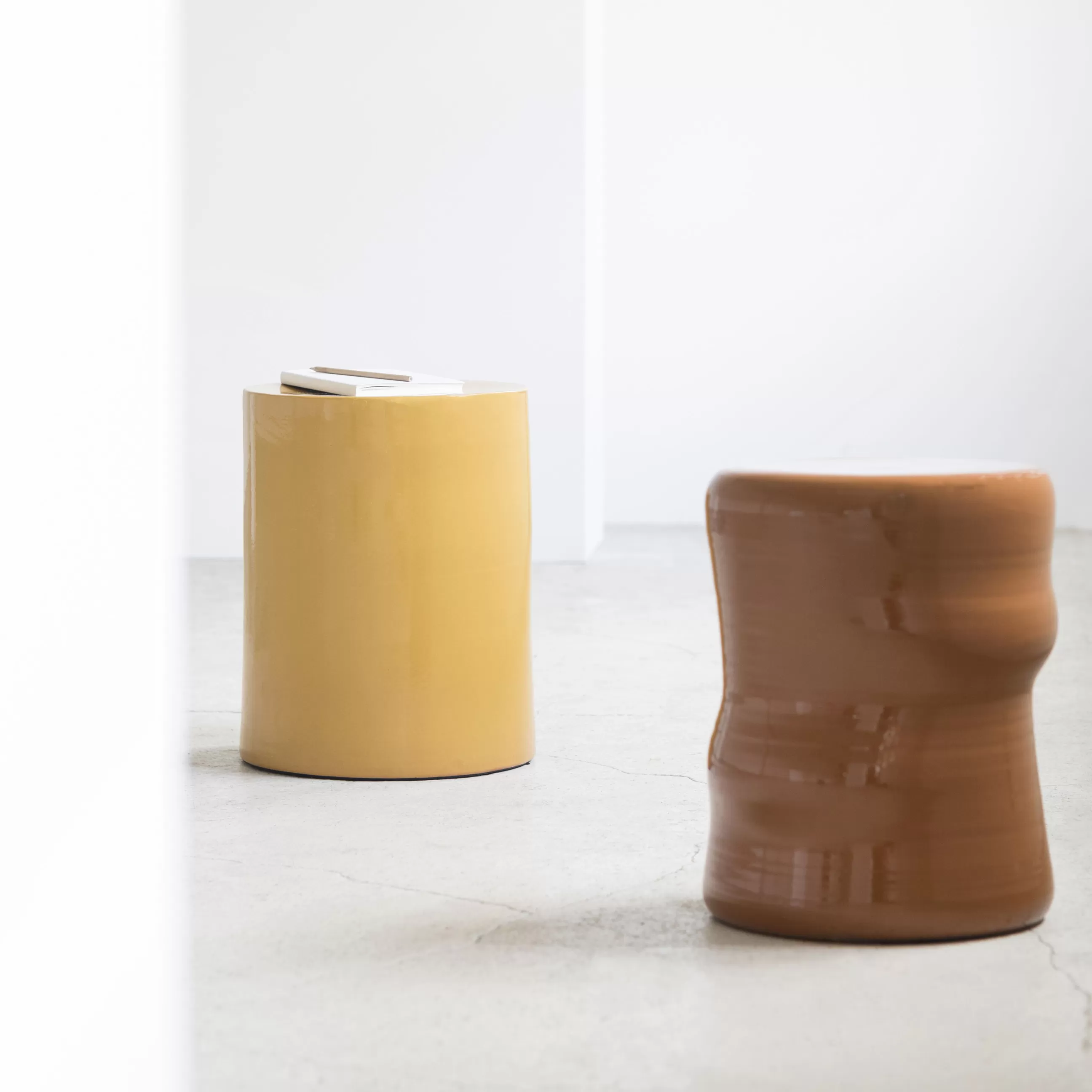 Tables De Chevet>Serax Table D'Appoint Pawn Ceramique Jaune / Tabouret - O 37 X H 46 Cm - Ocre