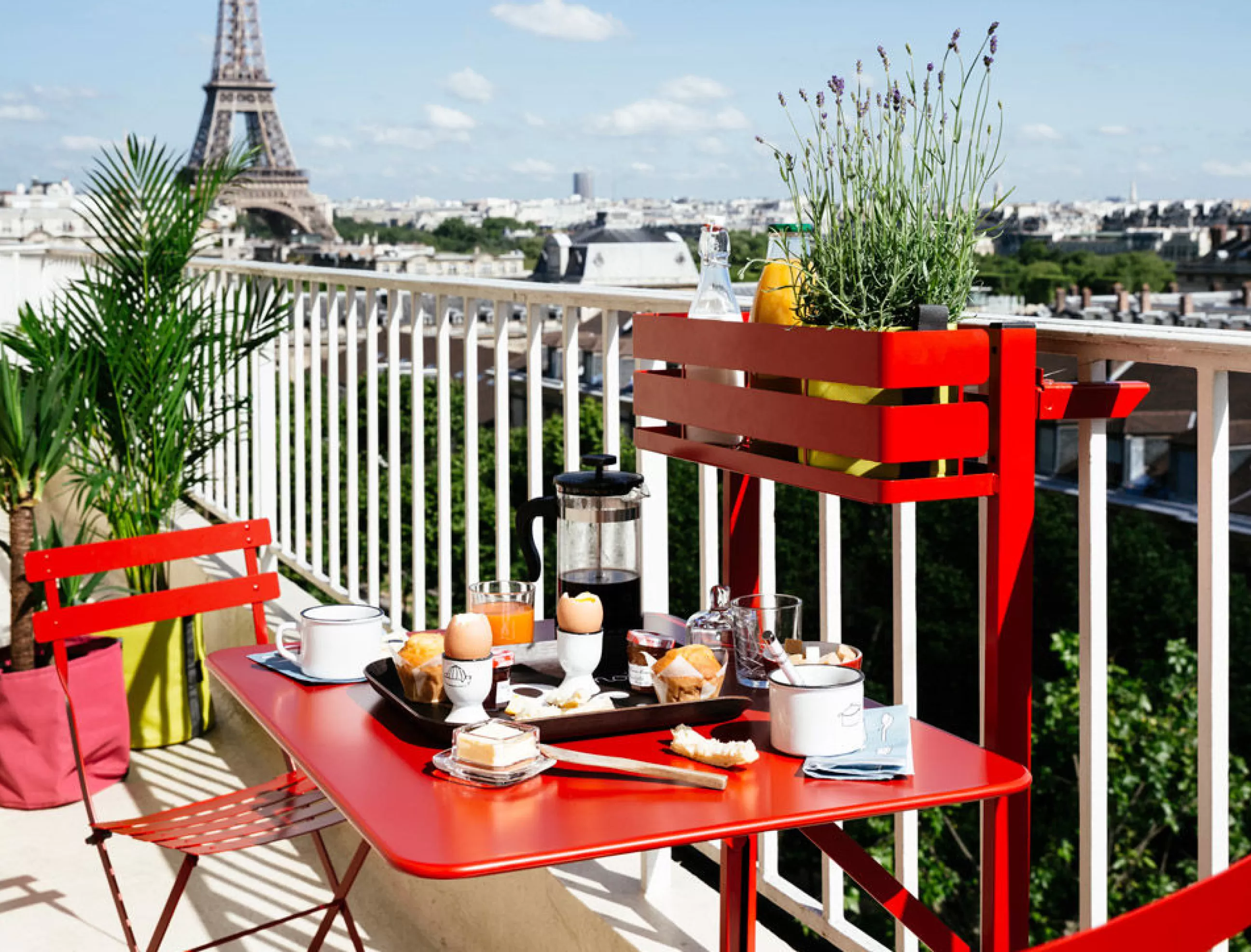 Tables De Jardin>Fermob Table Pliante Balcon Bistro Metal Beige / Rabattable - 77 X 64 Cm - Muscade