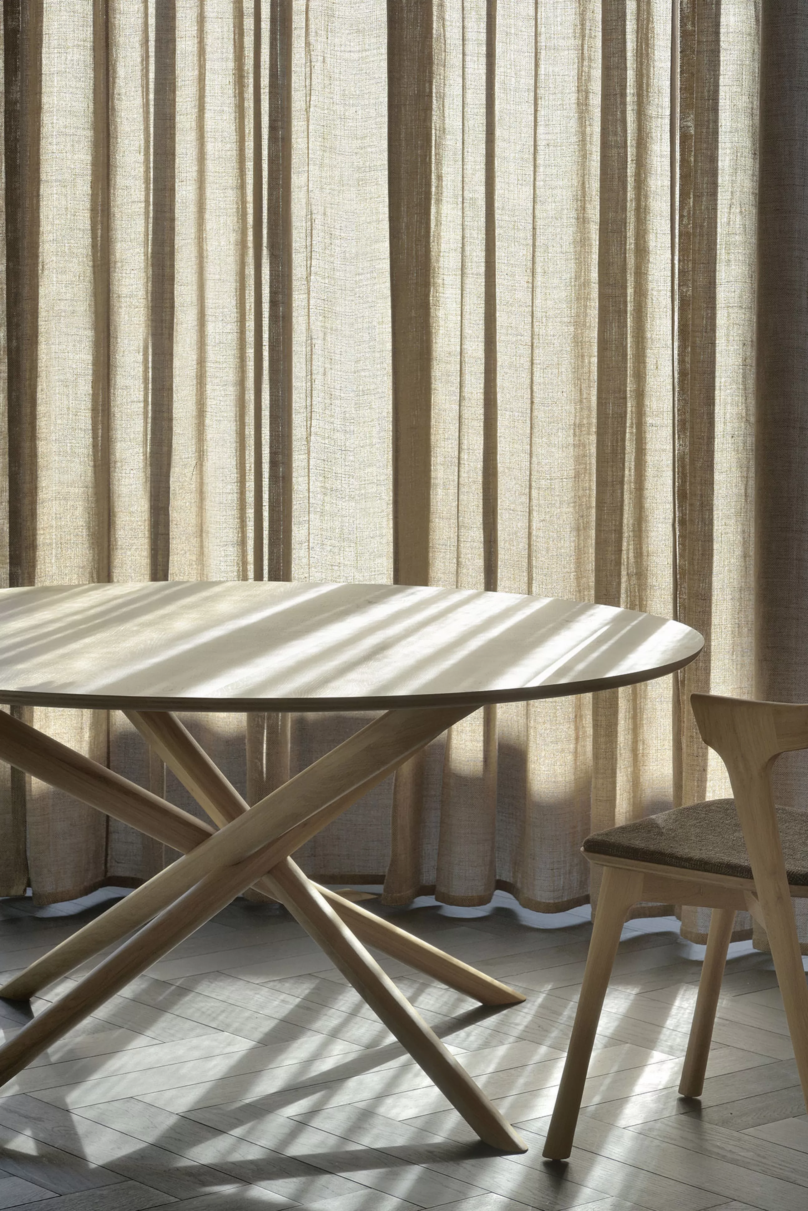 Tables>Ethnicraft Table Ronde Mikado Bois Naturel / Massif - O 150 Cm - Chene Naturel